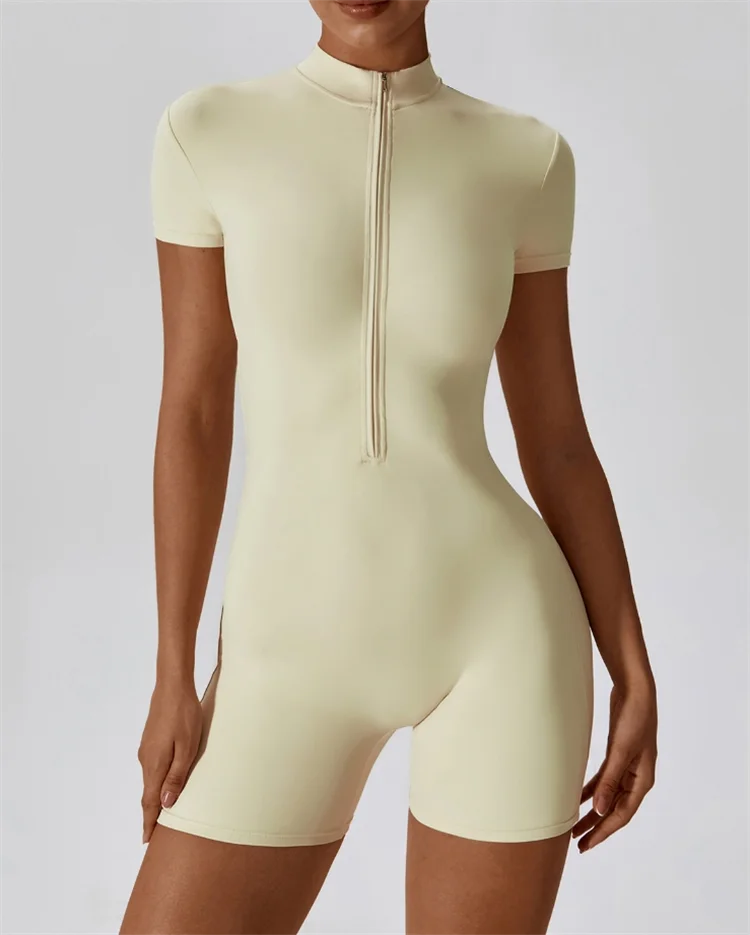 One-piece yoga suit