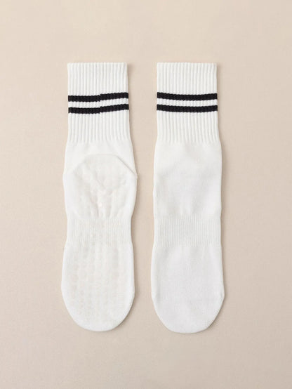 Pilates Socks with Grips for Women Yoga Socks Barre Socks Non Slip Socks of 1/2/3/6pairs