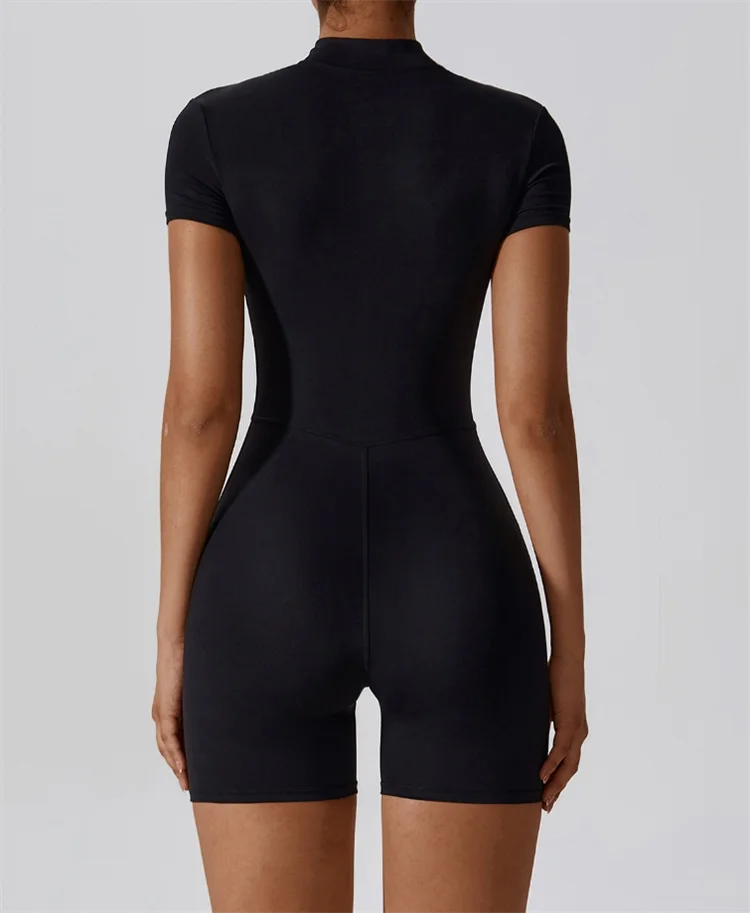 One-piece yoga suit