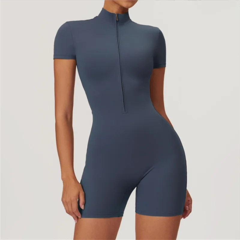 One-piece yoga suit